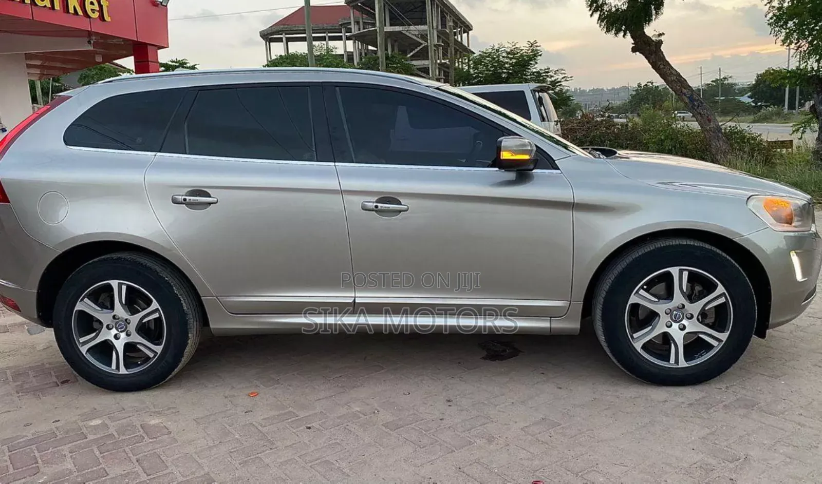 Volvo XC60 2013 Silver