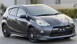 Toyota Aqua 2014 Gray