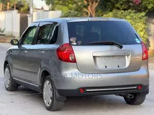 Mazda Verisa 2007 Silver