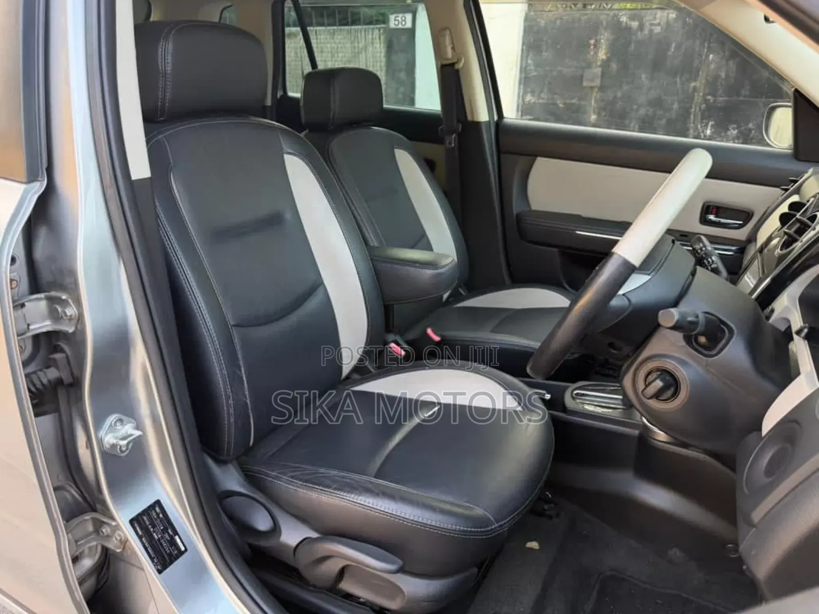 Mazda Verisa 2007 Silver