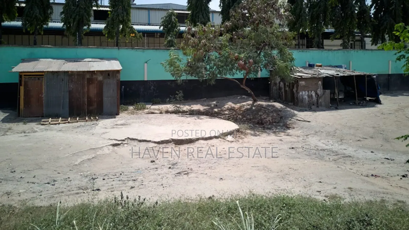 Industrial Plot Inaizwa Mbagala Zakhiem