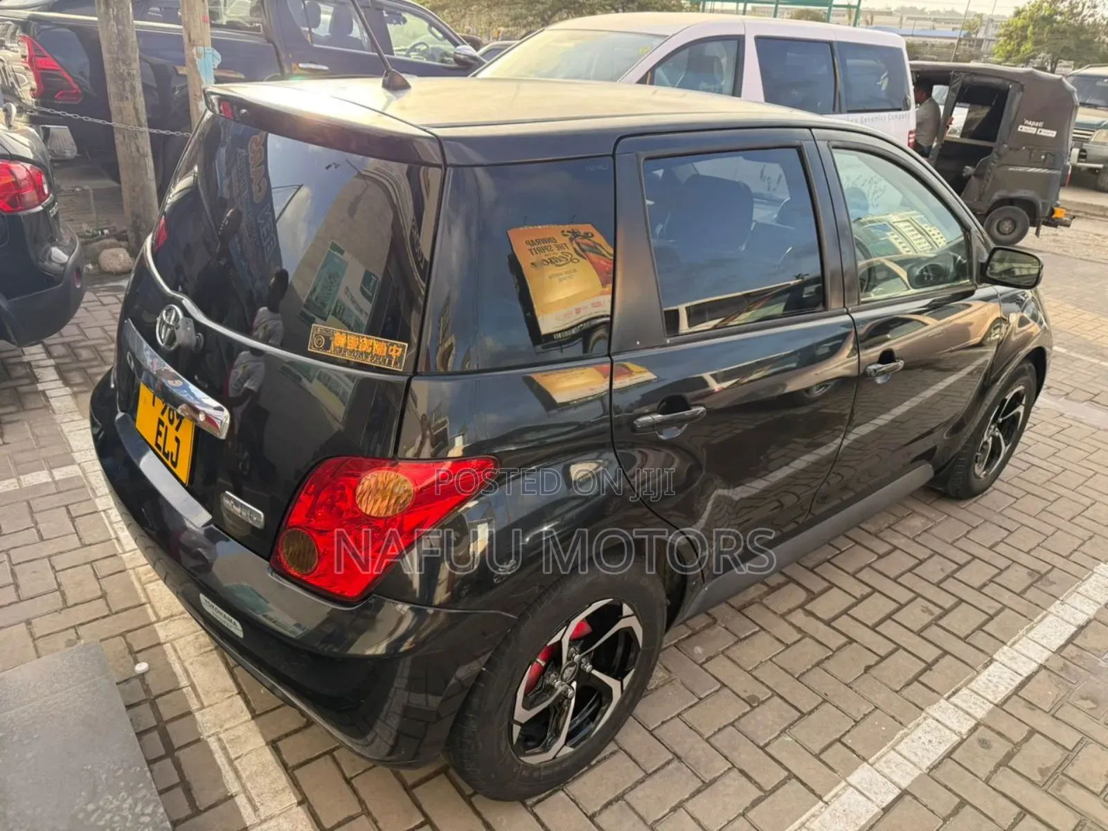 Toyota IST 2004 Black