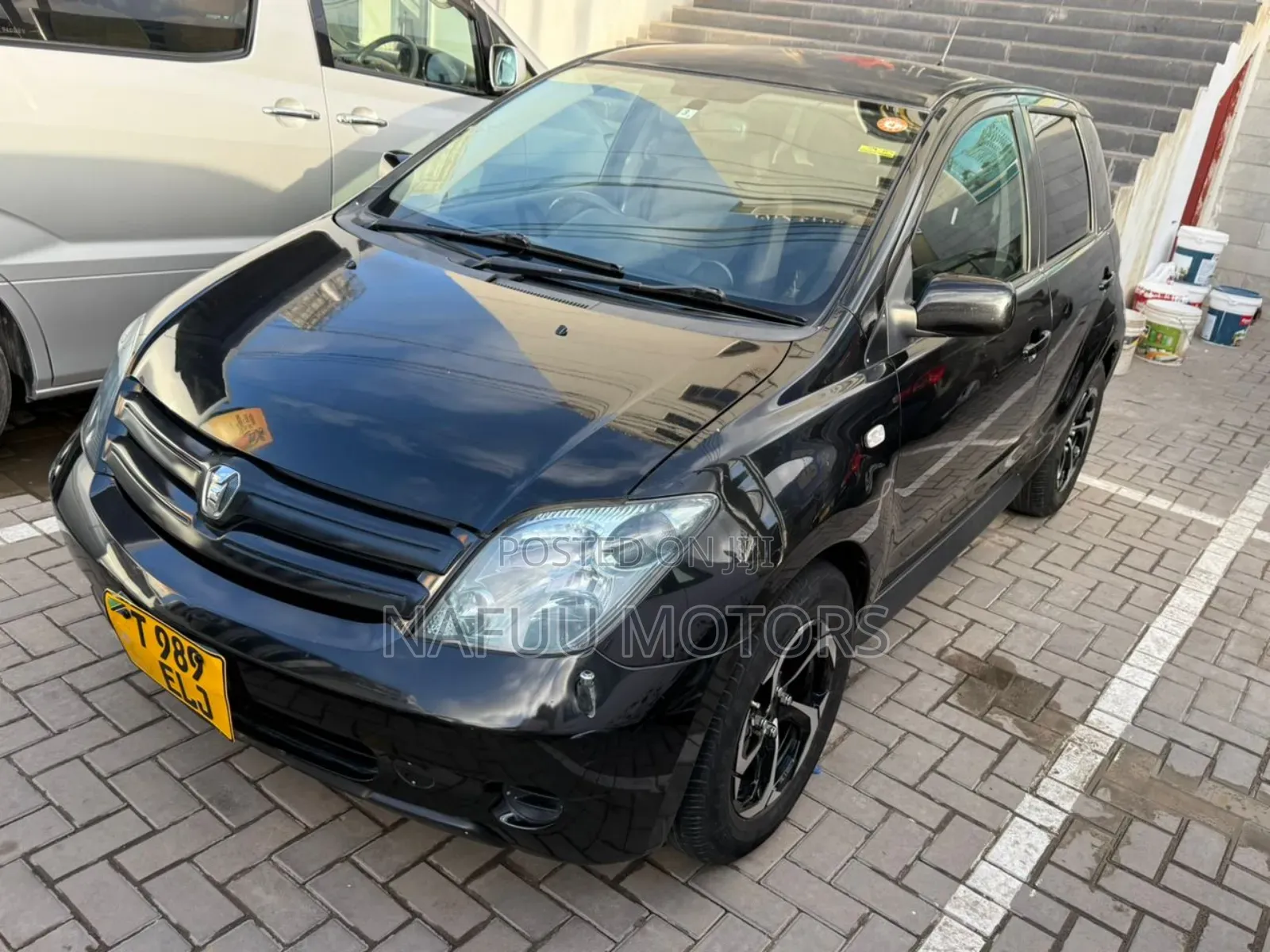 Toyota IST 2004 Black