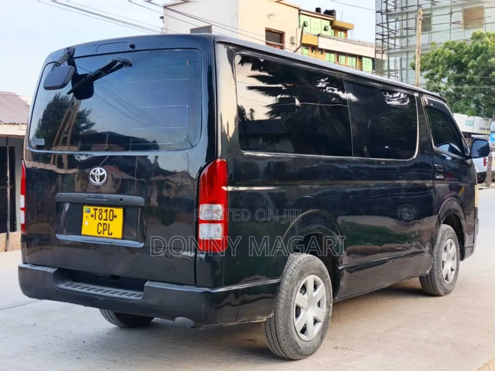 Toyota Quantum 2010 Black