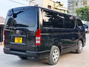 Toyota Quantum 2010 Black