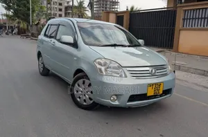 Toyota Raum 2009 Blue