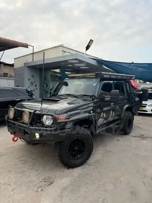 Toyota Land Cruiser 2012 Black