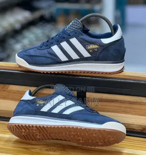 Men's Sneakers Adidas Sl72 Material Leather