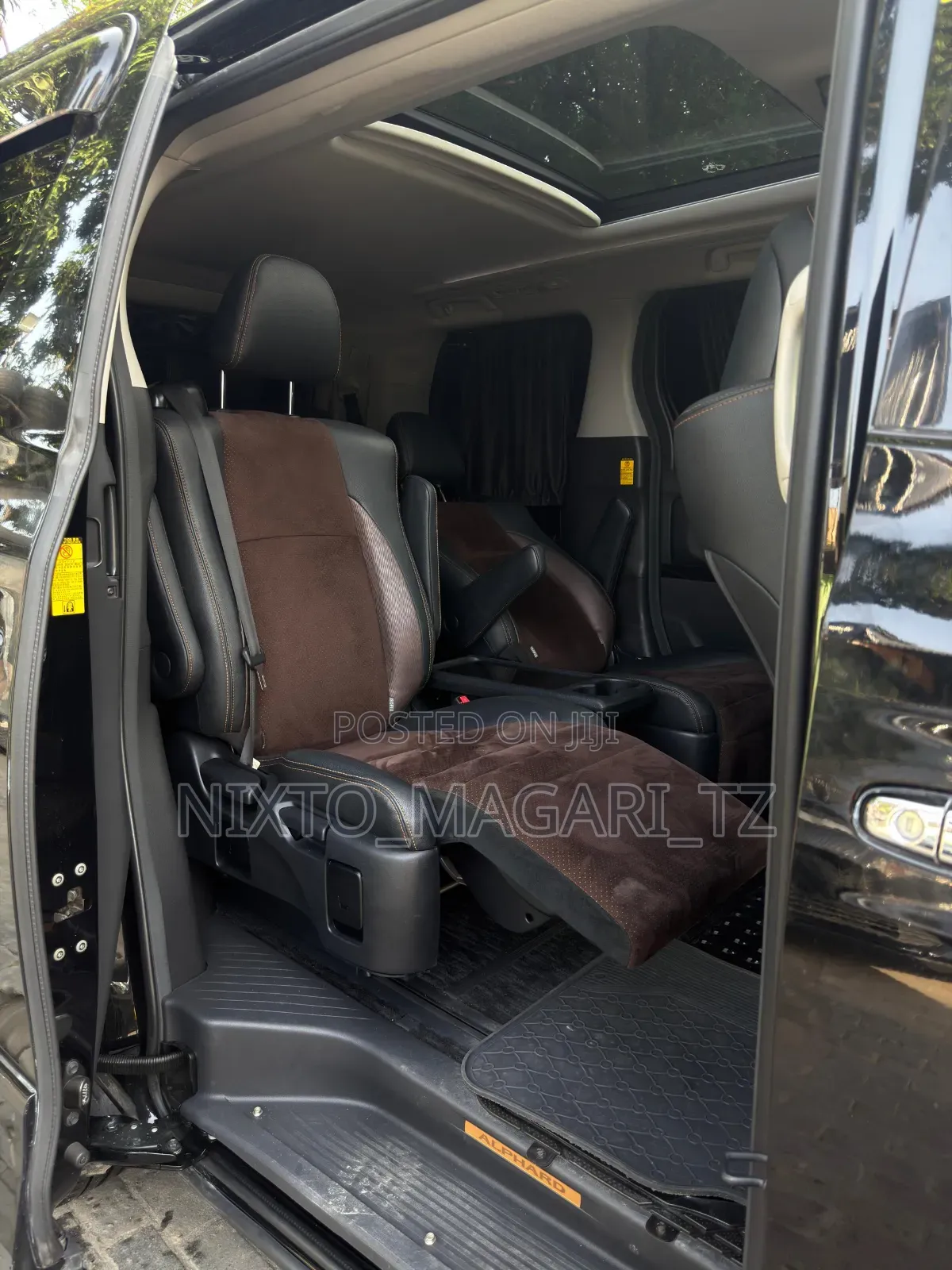 Toyota Alphard 2013 Black