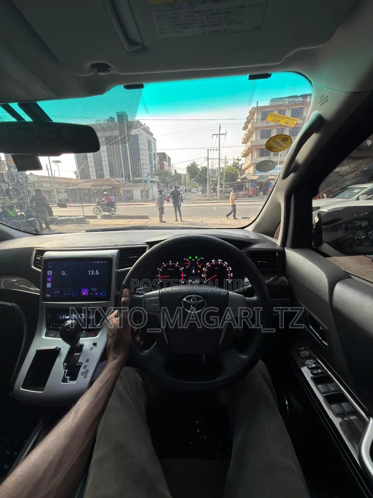 Toyota Alphard 2013 Black