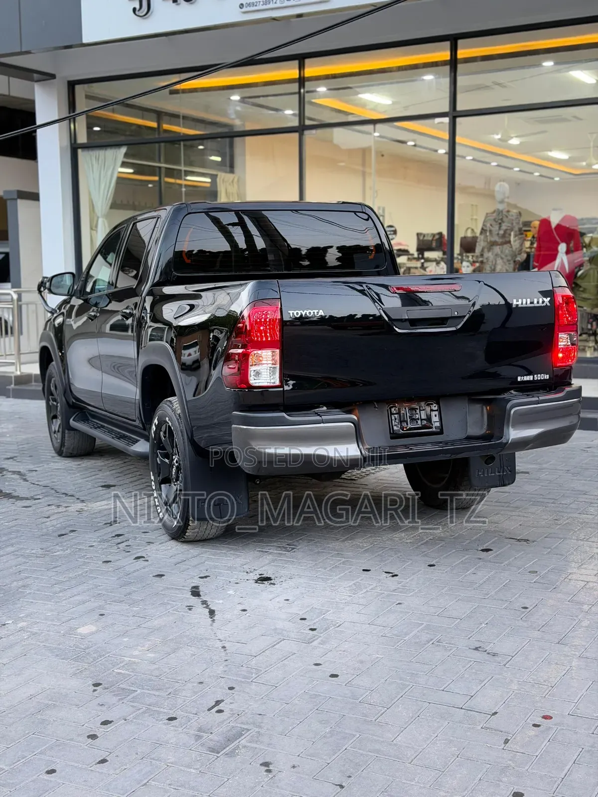 Toyota Hilux 2020 Black