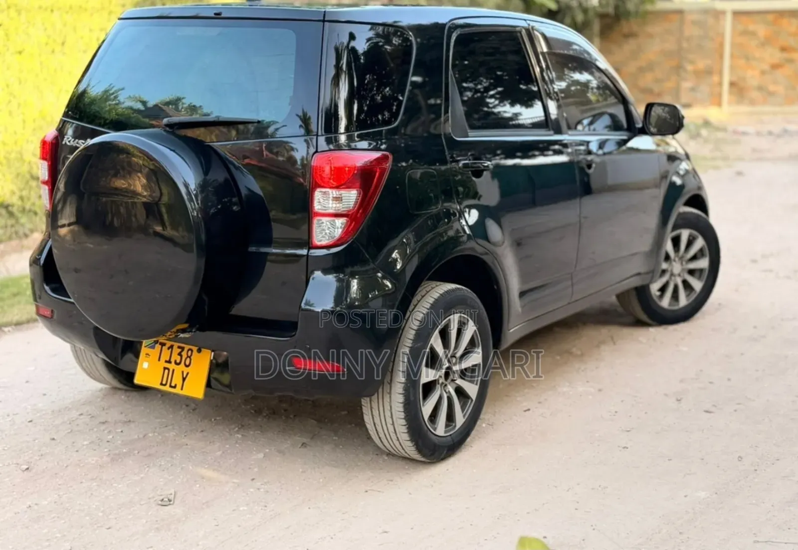 Toyota Rush 1.5 AWD 2008 Black