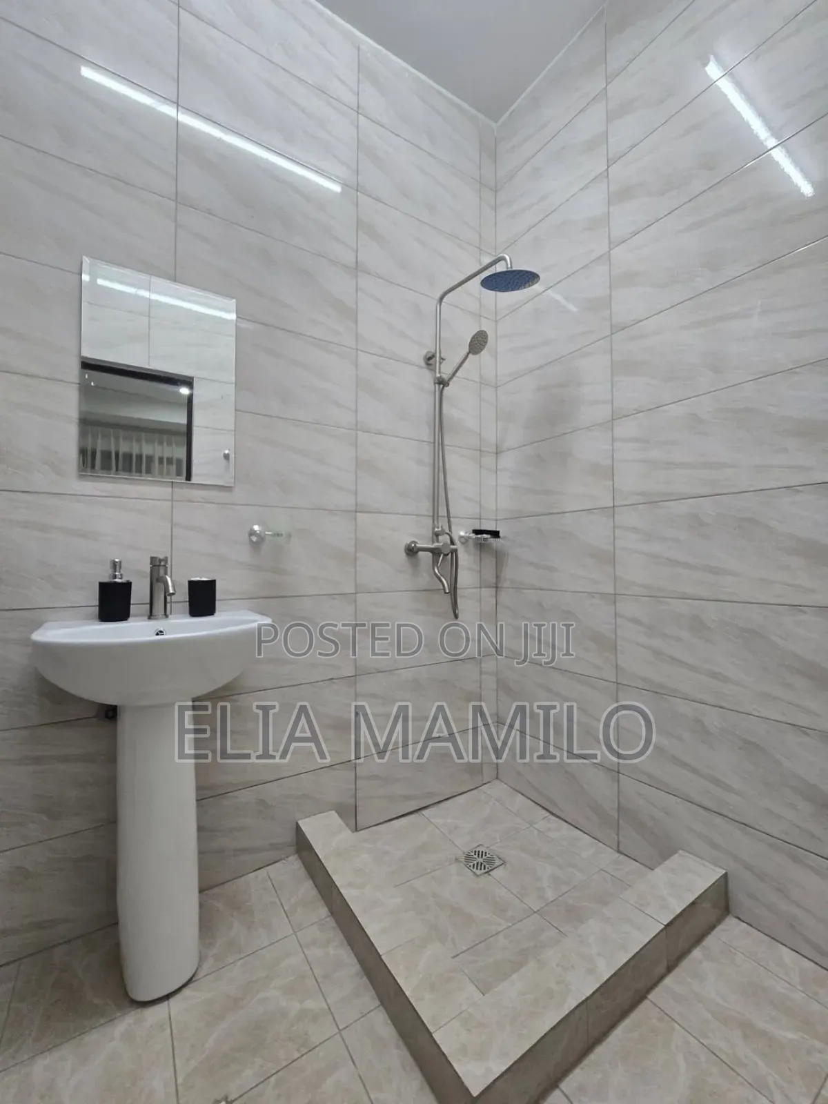 Furnished 3bdrm Apartment in Msasani for sale