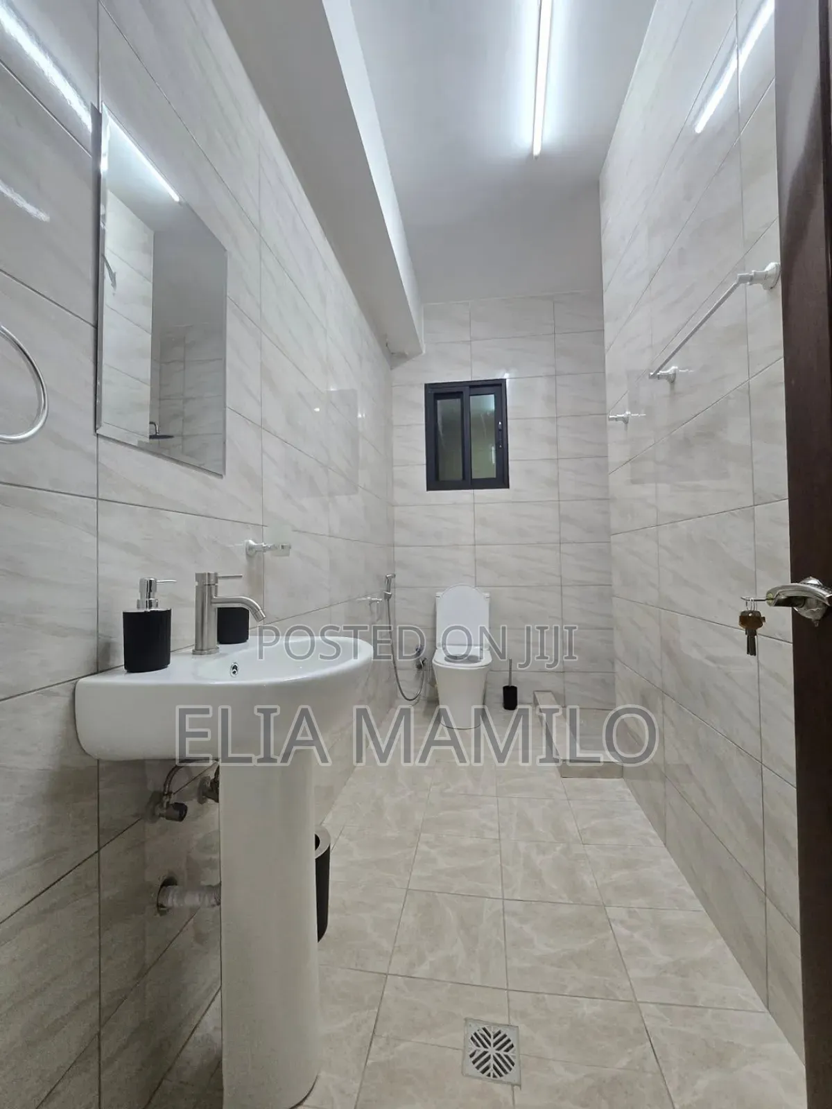 Furnished 3bdrm Apartment in Msasani for sale
