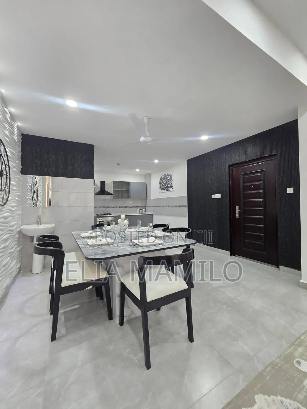 Furnished 3bdrm Apartment in Msasani for sale