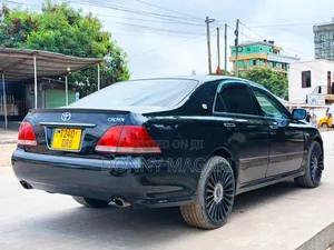 Toyota Crown Royale 2005 Black