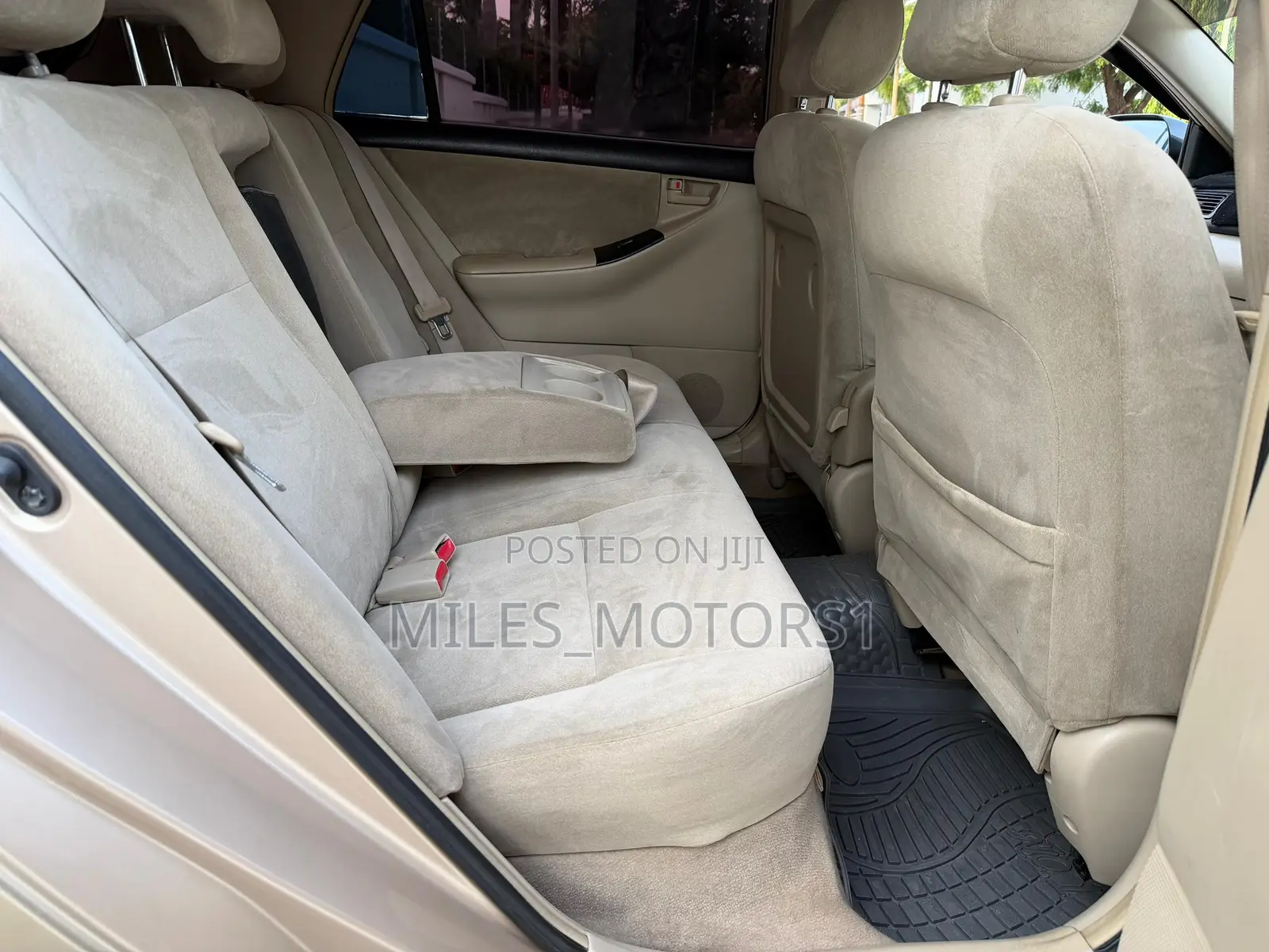 Toyota Corolla RunX 2004 Gold