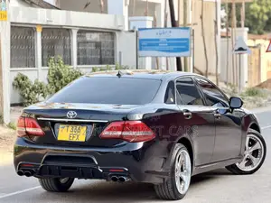 Toyota Crown 2009 Black