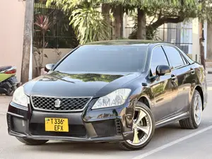 Toyota Crown 2009 Black