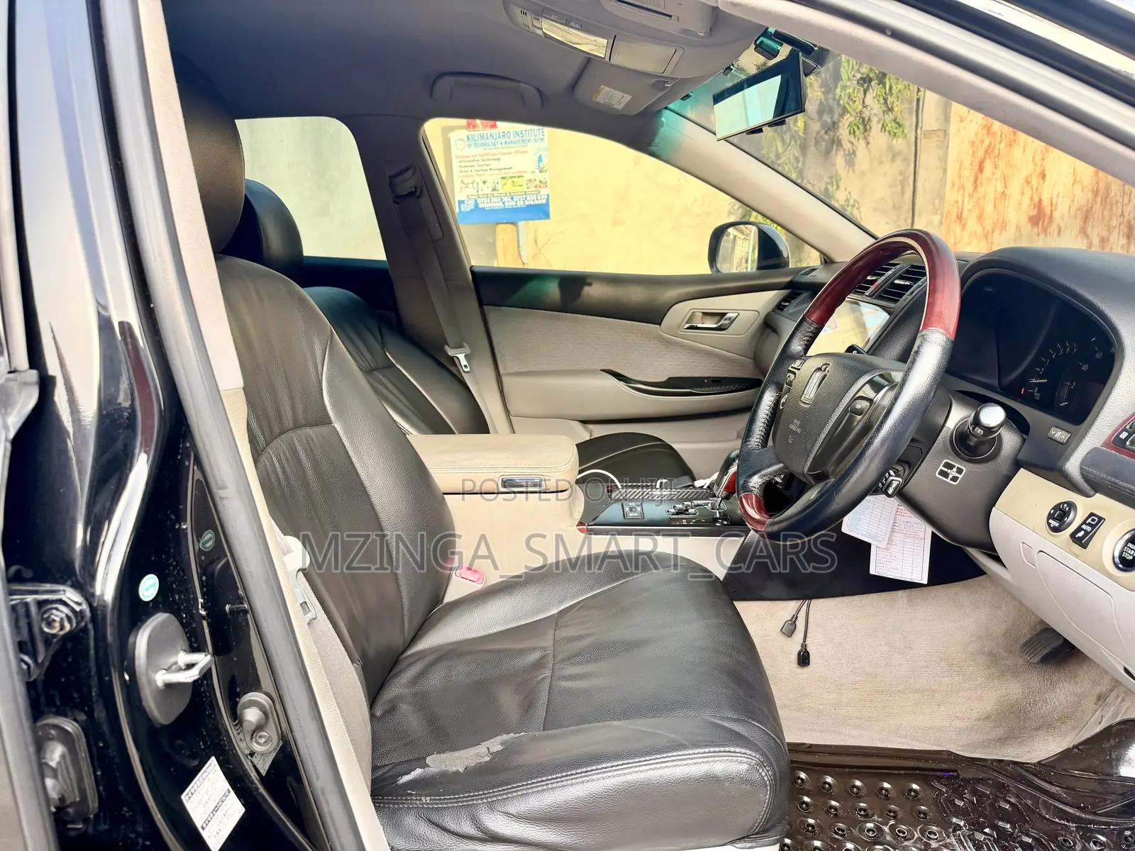 Toyota Crown 2009 Black