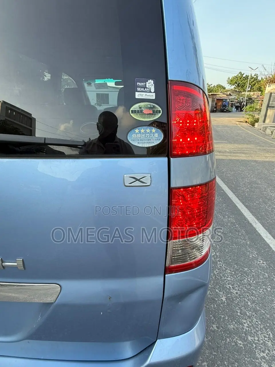 Toyota Noah 2.0 143hp AWD (8 Seater) 2009 Blue