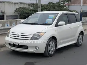 Toyota IST 2006 White