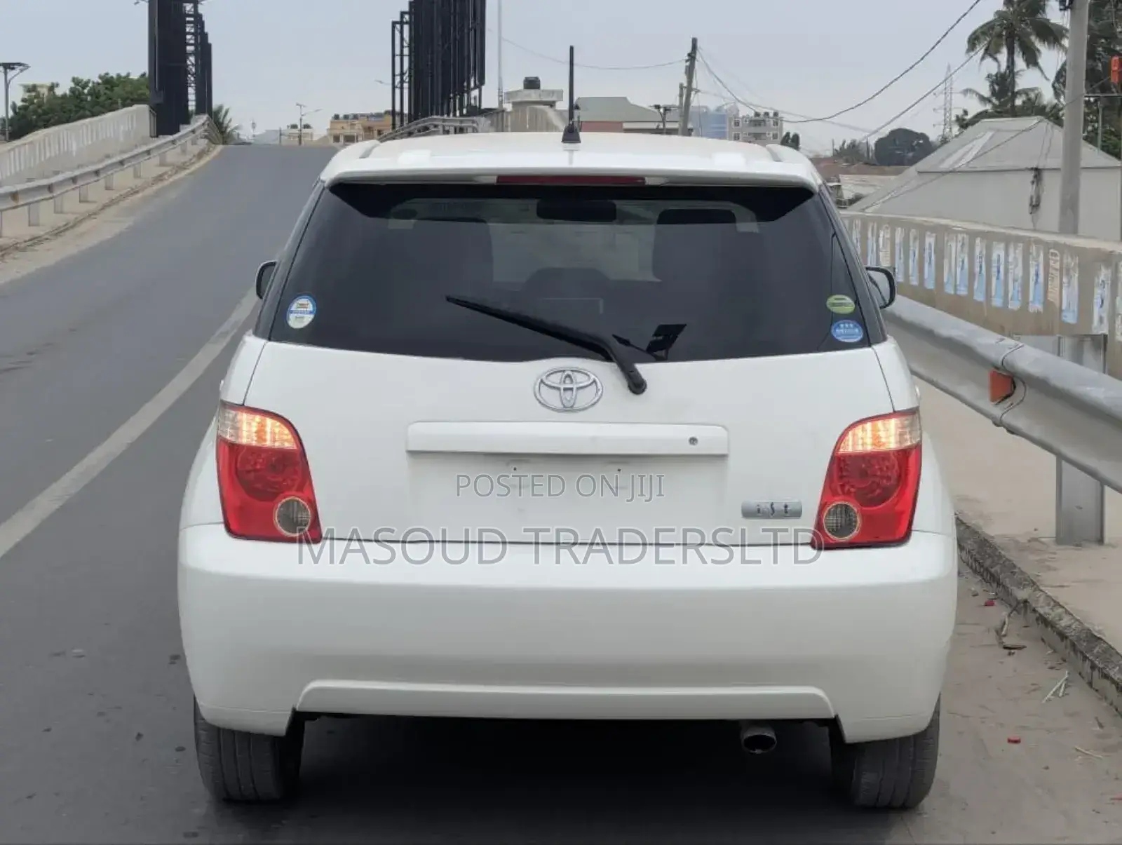Toyota IST 2006 White