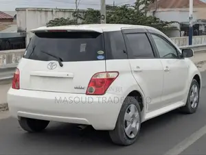 Toyota IST 2006 White
