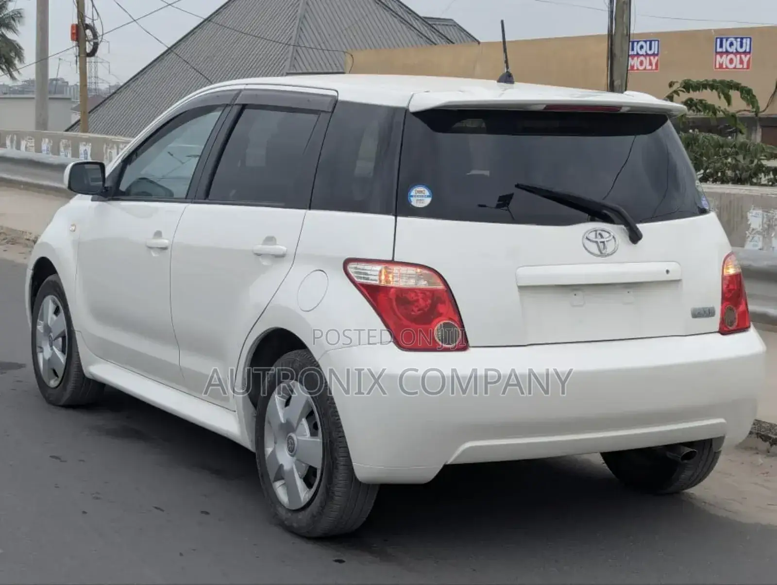 Toyota IST 2006 White