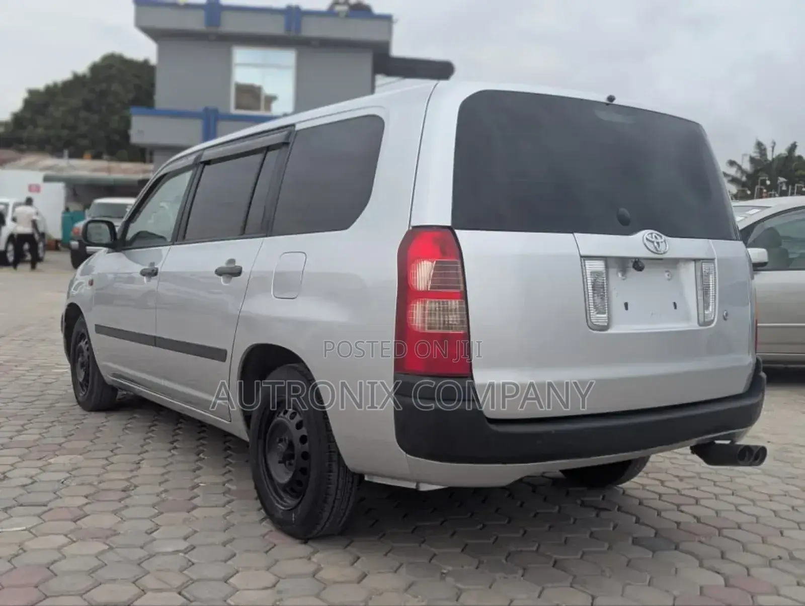 Toyota Succeed 2007 Silver