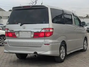 Toyota Alphard 2.4 Petrol AWD 2003 Silver