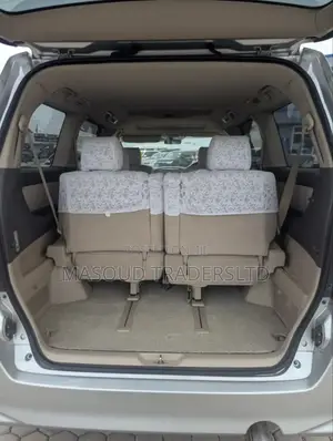 Toyota Alphard 2.4 Petrol AWD 2003 Silver