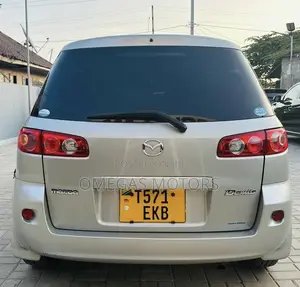 Mazda Demio 2007 Gold