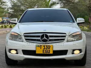 Mercedes-Benz C200 2008 Pearl