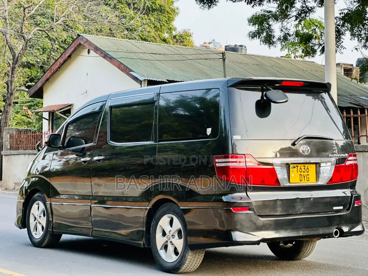 Toyota Alphard 2.4 Petrol FWD 2007 Black