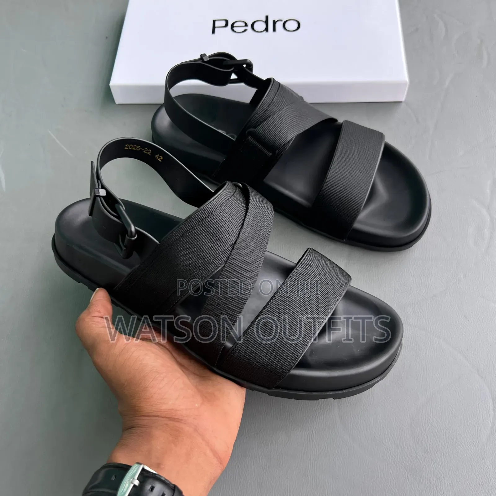 Men's Leather Sandals Dominantly Very Classic or Classical