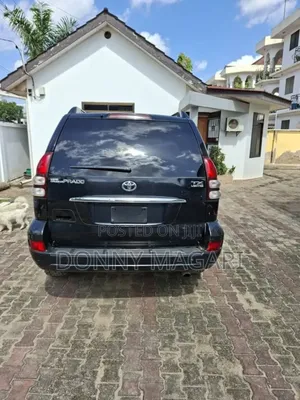 Toyota Land Cruiser Prado 2007 Black