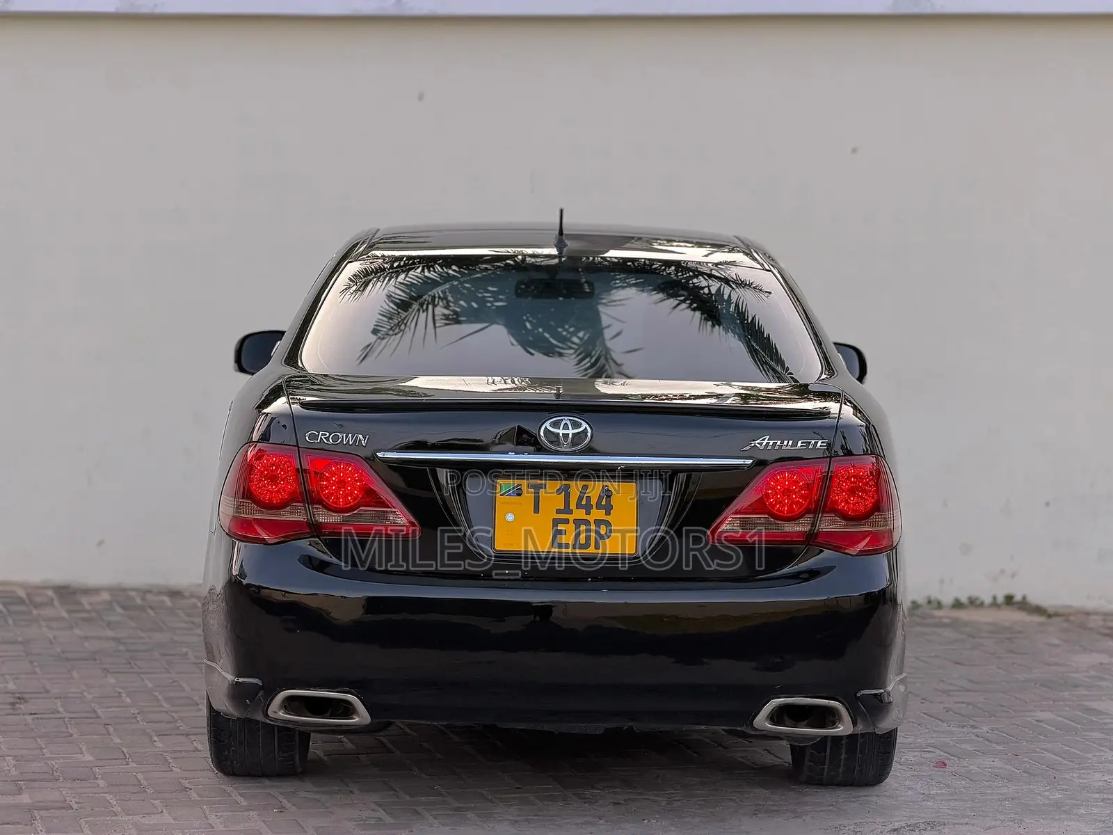 Toyota Crown 2009 White