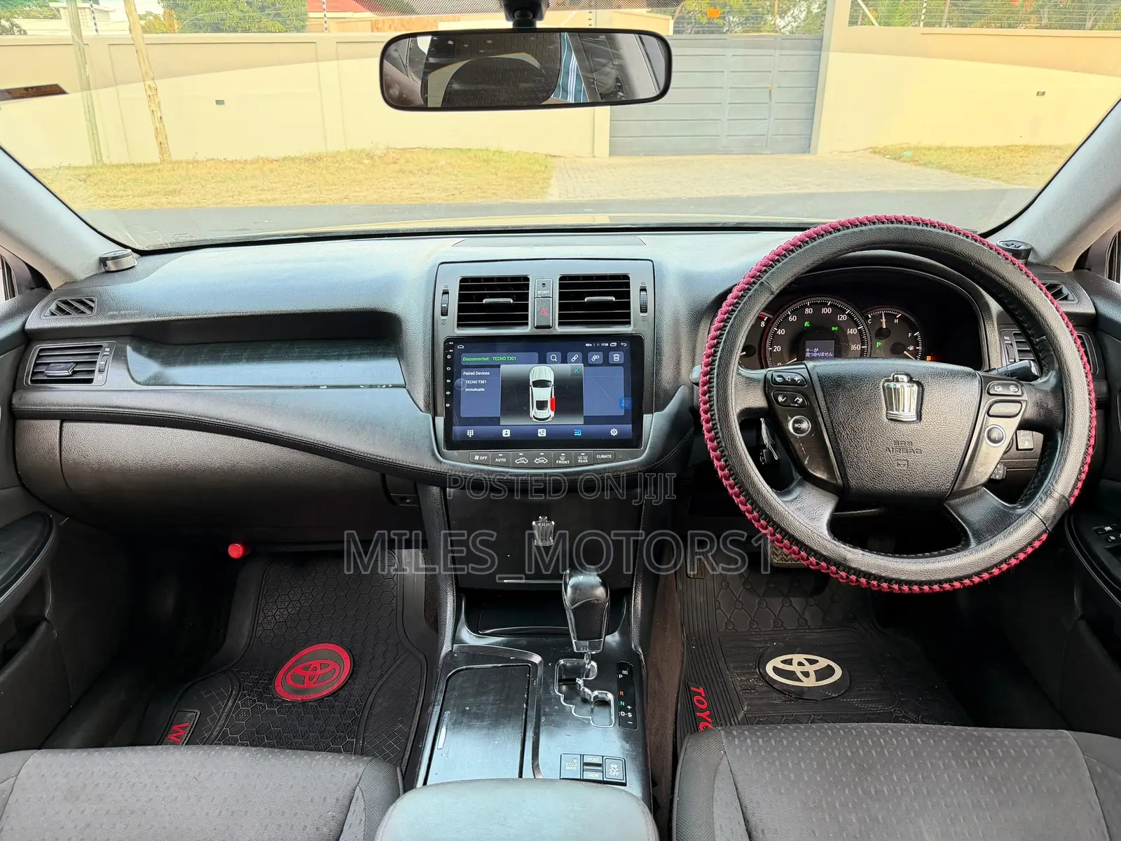 Toyota Crown 2009 White