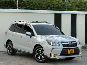Subaru Forester 2015 White