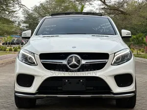 Mercedes-Benz GLE-Class 2016 White
