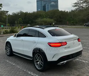 Mercedes-Benz GLE-Class 2016 White