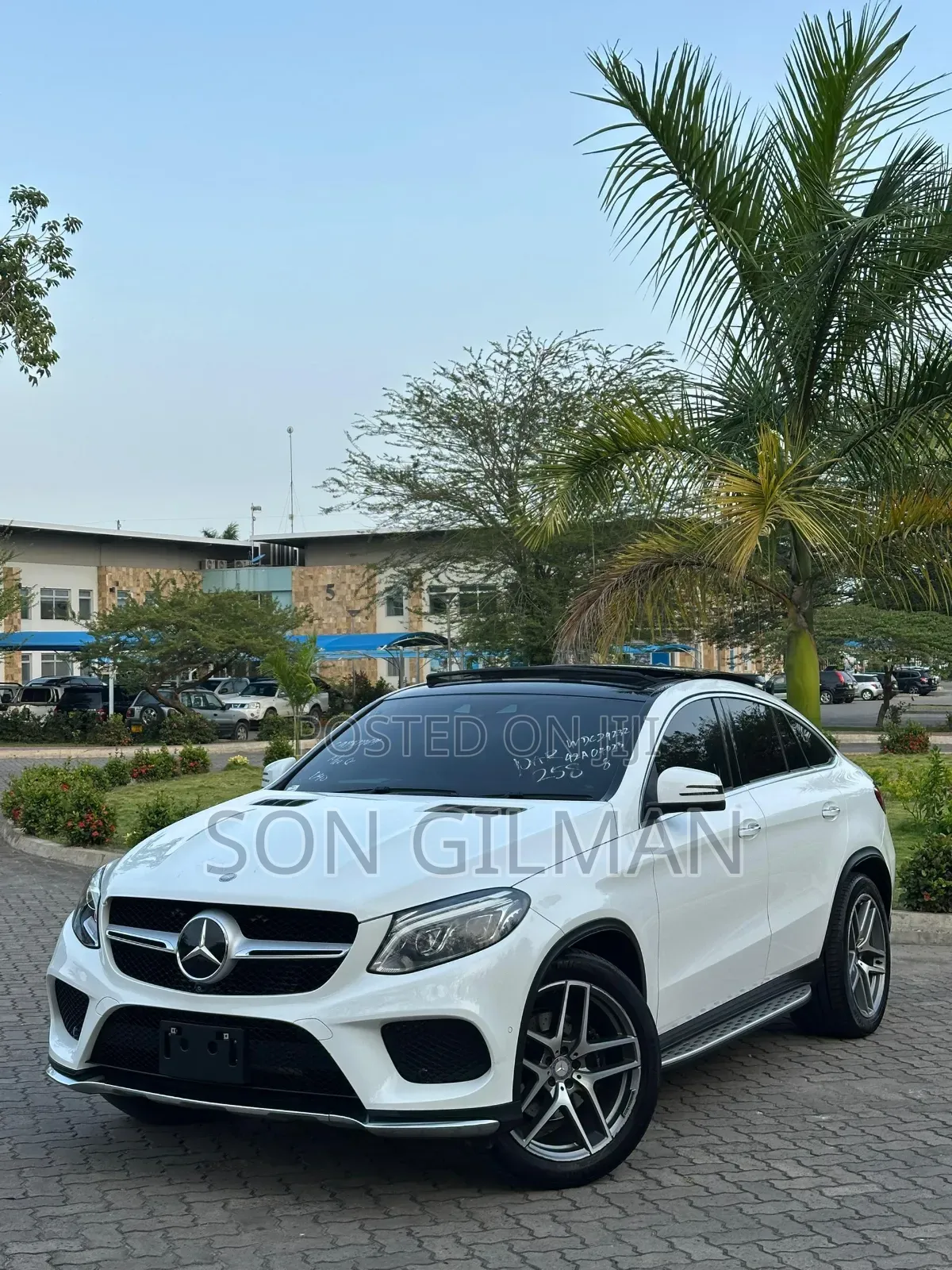 Mercedes-Benz GLE-Class 2016 White
