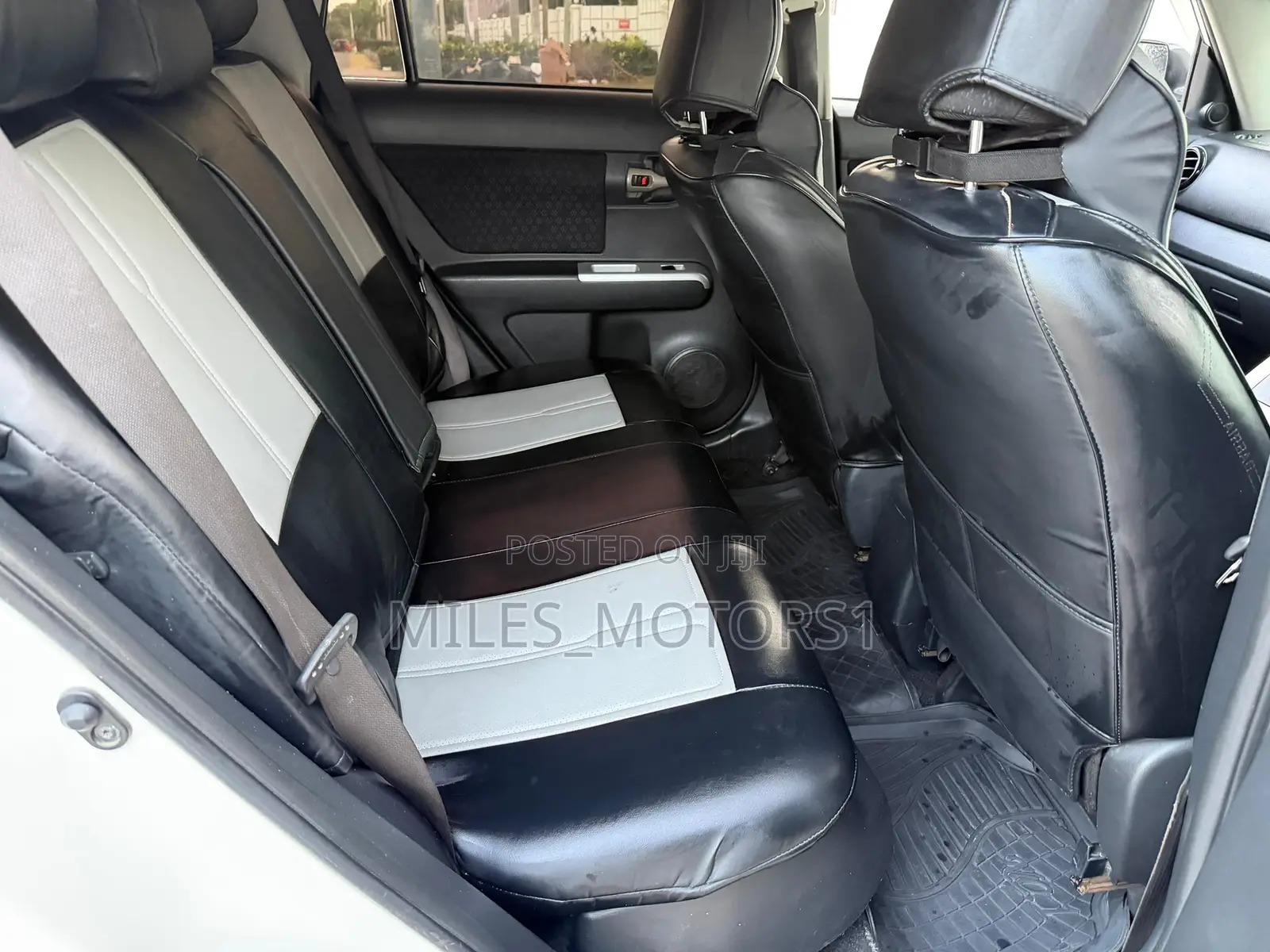 Toyota Corolla Rumion 2009 White