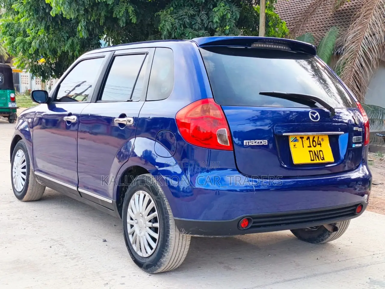 Mazda Verisa 2006 Blue