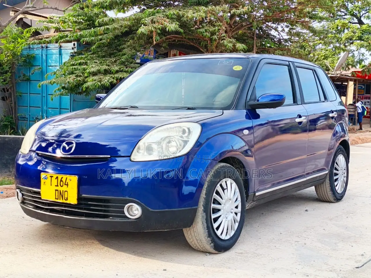 Mazda Verisa 2006 Blue