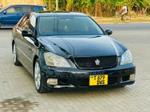 Toyota Crown 2006 Black