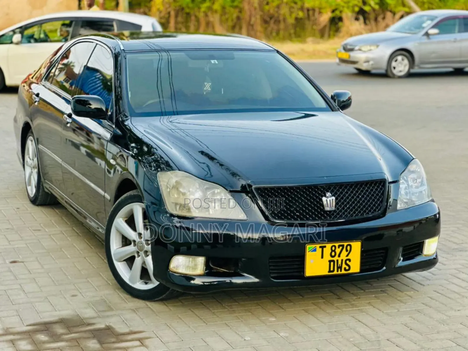 Toyota Crown 2006 Black