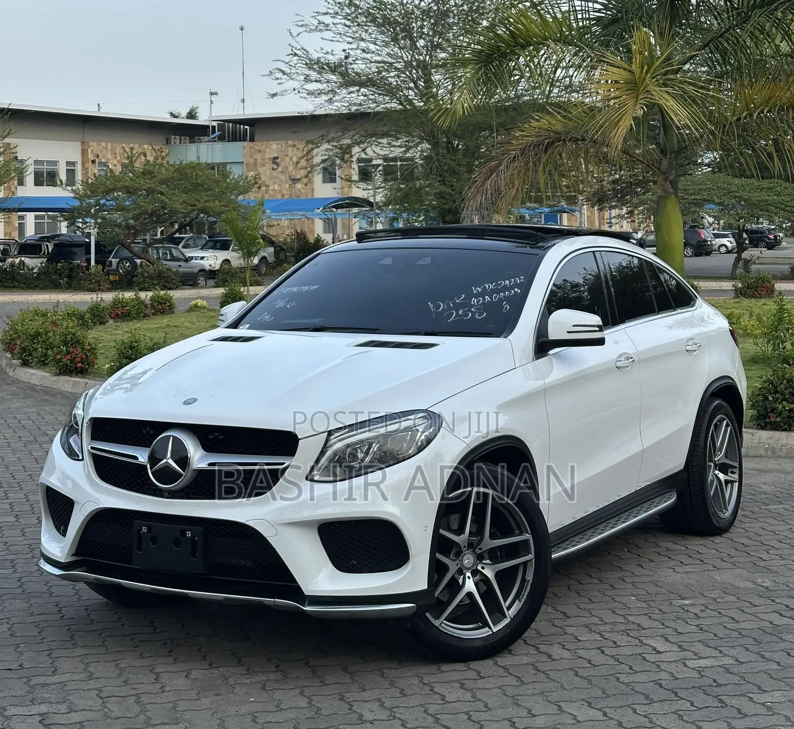 Mercedes-Benz GLE-Class GLE 350d 4MATIC 2017 White