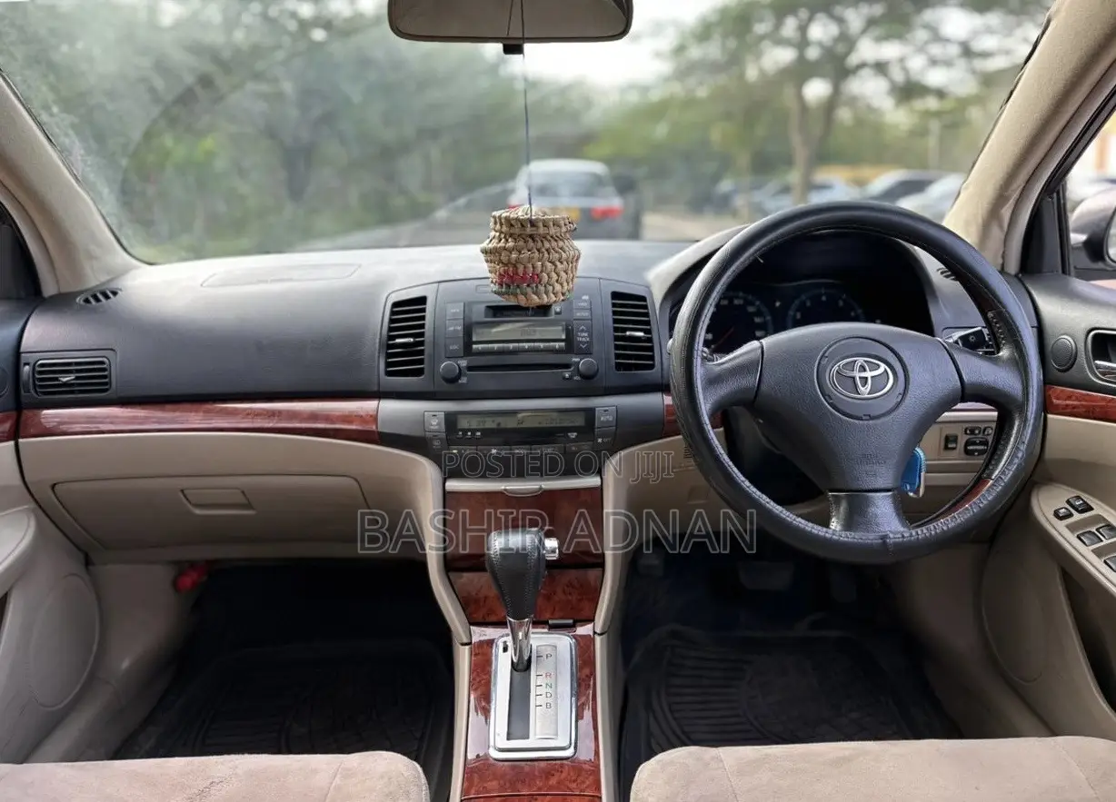 Toyota Premio 2.0 FWD 2004 White